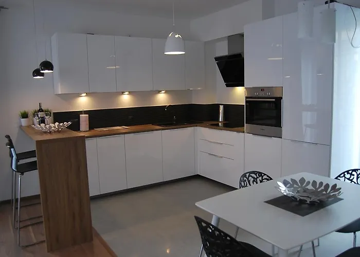 Апартаменты Magnolia Centrum - Free Parking